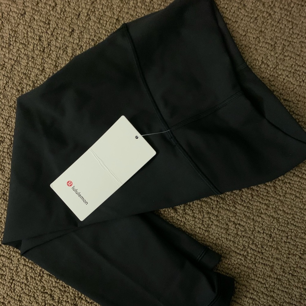 Lululemon Wunder Under Capri Leggings